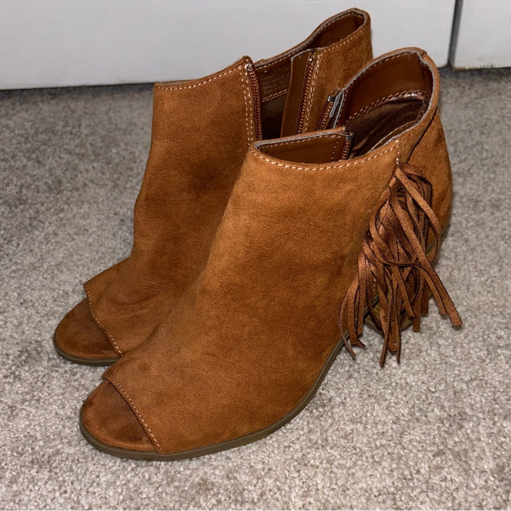 Women’s Fringe Shoes